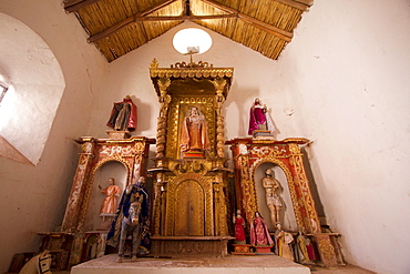 Altarpiece in Mestizo-Baroque style in Iglesia de Corque, Corque, Oruro, Bolivia