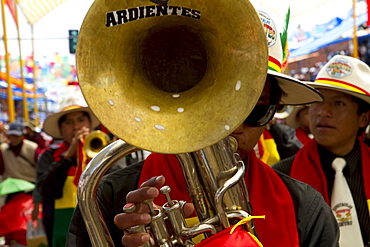 Marching band in the procession of the Carnaval de Oruro, Oruro, Bolivia