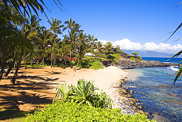 Hawaii, Maui, Northern coast, Overlooking Kuau Cove from Mama's Fish House.