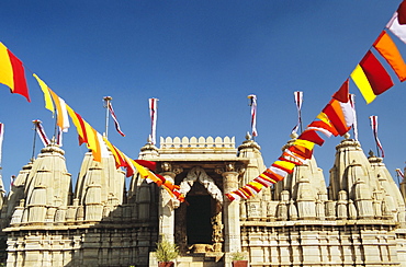 India, Rajasthan, Ranakpur, the Jain Temple of Ranakpur.