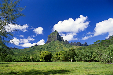 French Polynesia, Moorea, South Pacific's Bali Hai B1677