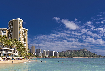 Waikiki Beach with Diamond head on the horizon, Waikiki, Honolulu, Oahu, Hawaii, United States of America