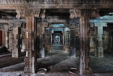 Inside the Darasuram Temple, UNESCO World Heritage Site, Darasuram, Tamil Nadu, India, Asia 