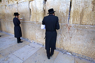 Worshippers at The Western Wall, Jerusalem, Israel, Middle East