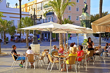 Cafe, Plaza de San Juan de Dios, Cadiz, Cadiz Province, Andalucia, Spain, Europe