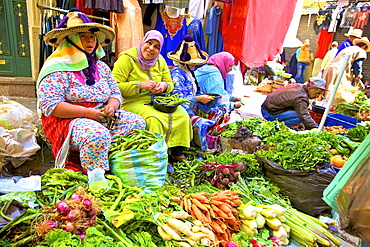 Berber vendors at market, Tangier, Morocco, North Africa, Africa