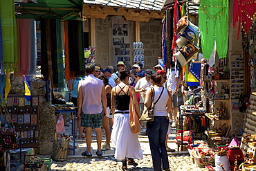 Tourists shopping, Mostar, Bosnia, Bosnia-Herzegovina, Europe 