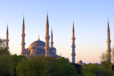 Blue Mosque (Sultan Ahmet Camii), UNESCO World Heritage Site, Istanbul, Turkey, Europe 