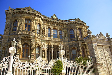 Kucuksu Palace, Beykoz, Anatolia, Turkey, Asia Minor, Turkey, Eurasia 