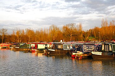 Narrow boats, Northamptonshire, England, United Kingdom, Europe