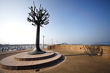 The Freedom Tree sculpture and Elizabeth Marina, Jersey, Channel Islands, United Kingdom, Europe