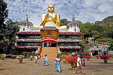 Big Buddha and Golden Temple, Dambulla, UNESCO World Heritage Site, Sri Lanka, Asia