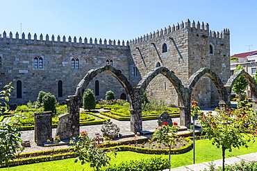 Santa Barbara garden near the walls of the Old Palace of the Archbishops, Braga, Minho, Portugal, Europe