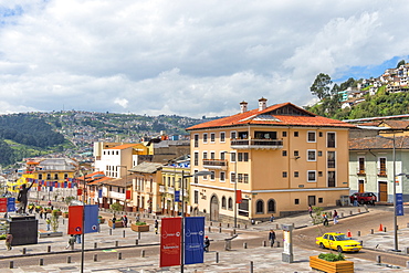 Avenue 24 de Mayo, Quito, Pichincha Province, Ecuador, South America 