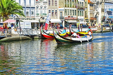 Gondol-like moliceiros boats navigating on the Central Channel, Aveiro, Beira, Portugal, Europe