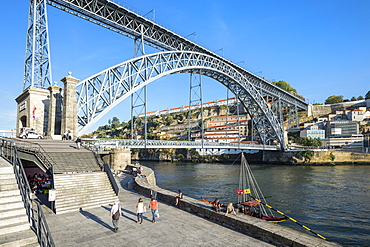 Ponte Dom Luis I Bridge over the Douro River, UNESCO World Heritage Site, Oporto, Portugal, Europe