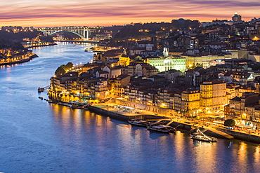 Douro River and Ribeira at sunset, UNESCO World Heritage Site, Oporto, Portugal, Europe