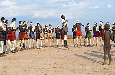 Nyangatom (Bumi) tribal dance ceremony, Omo River Valley, Ethiopia, Africa 