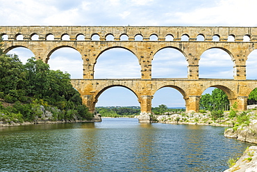 Pont du Gard, UNESCO World Heritage Site, Languedoc Roussillon region, France, Europe