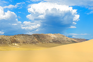 Singing Dunes, Altyn-Emel National Park, Almaty region, Kazakhstan, Central Asia, Asia