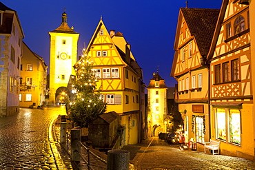 Christmas Tree at the Plonlein, Rothenburg ob der Tauber, Bavaria, Germany, Europe