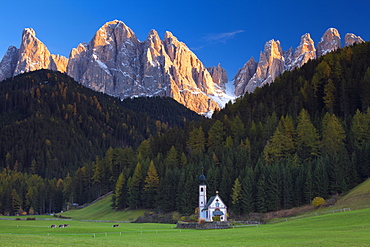 Saint Johann Church, near Saint Magdalena, Val di Funes, Dolomites, Trentino-Alto Adige, South Tirol, Italy, Europe 