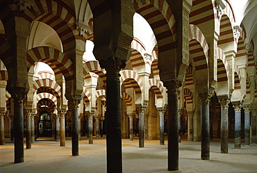 Interior of the Great Mosque (Mezquita), UNESCO World Heritage Site, Cordoba, Andalucia (Andalusia), Spain, Europe