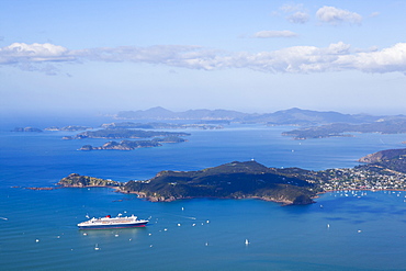 Queen Mary II visits the Bay of Islands, Northland, North Island, New Zealand, Pacific