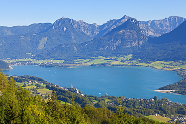 Elevated view over St. Wolfgang, Wolfgangsee lake, Flachgau, Salzburg, Upper Austria, Austria, Europe