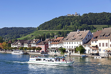 Excursion boat on the Rhine River with Burg Hohenklingen castle, Stein am Rhein, Canton Schaffhausen, Switzerland, Europe