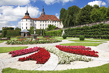 Schloss Langenburg (Langenburg Castle), Langenburg, Hohenlohe Region, Baden Wurttemberg, Germany, Europe