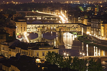 Bridges over the River Arno, Florence, Tuscany, Italy, Europe 