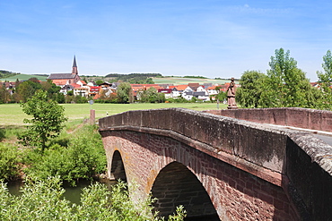 Bridge over Tauber River, Taubertal Valley, Hochausen, Romantic Road (Romantische Strasse), Baden Wurttemberg, Germany, Europe