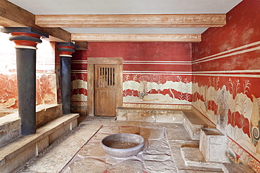 Room of the Throne, Palace of Knossos, Iraklion (Heraklion) (Iraklio), Crete, Greek Islands, Greece, Europe