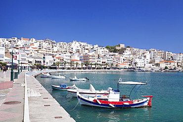 Promenade on seafront, Sitia, Eastern Crete, Crete, Greek Islands, Greece, Europe