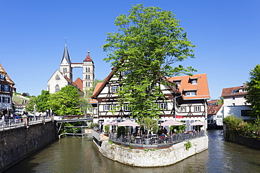 View over Wehrneckarkanal Chanel to St. Dionysius church (Stadtkirche St. Dionys), Esslingen (Esslingen-am-Neckar), Baden-Wurttemberg, Germany, Europe