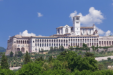 Basilica of San Francesco, UNESCO World Heritage Site, Assisi, Perugia District, Umbria, Italy, Europe