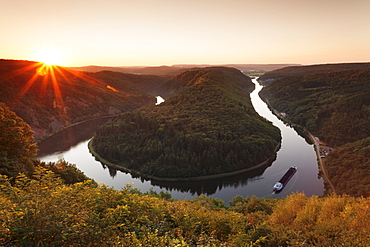 Saar Loop (Grosse Saarschleife) seen from Cloef viewing point, Orscholz near, Mettlach, Saarland, Germany, Europe