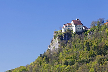 Schloss Werenwag (Werenwag Castle), Hausen an der Donau, Danube Valley, Upper Danube Nature Park, Swabian Alb, Baden-Wurttemberg, Germany, Europe