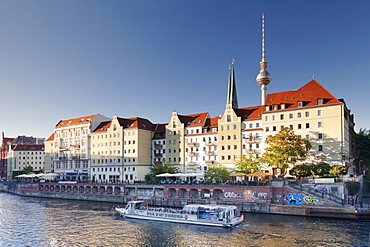 Nikolaiviertel Quarter, Spree River and Berliner Fernsehturm TV Tower, Berlin, Germany, Europe