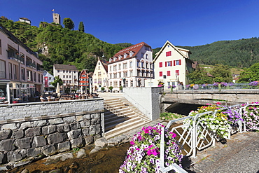 Market place, castle, Hornberg, Gutachtal Valley, Black Forest, Baden Wurttemberg, Germany, Europe