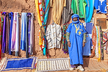 Berber selling souvenirs, Ait-Benhaddou, Morocco, North Africa, Africa