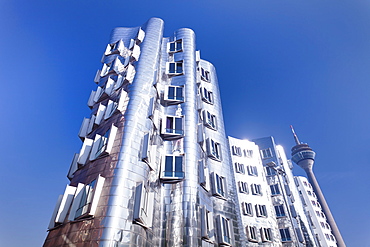 Neuer Zollhof, designed by Frank Gehry, Medai Harbour (Medienhafen), Dusseldorf, North Rhine Westphalia, Germany, Europe 