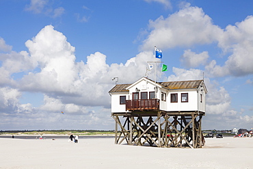 Stilt houses on a beach, Sankt Peter Ording, Eiderstedt Peninsula, Schleswig Holstein, Germany, Europe