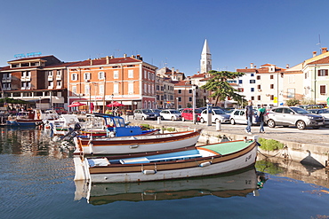 Old town and the harbour with fishing boats, Izola, Primorska, Istria, Slovenia, Europe