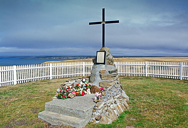 2 Para Memorial cross at Goose Green, Falkland Islands