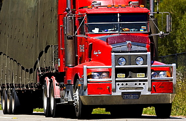 Truck on the Great Western Highway from Sydney to Adelaide, New South Wales, Australia