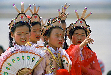 Girls, Shanghai, China.