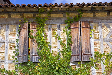 Window shutters, Labastide d'Armagnac, France