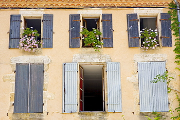 Window shutters, Labastide d'Armagnac, France